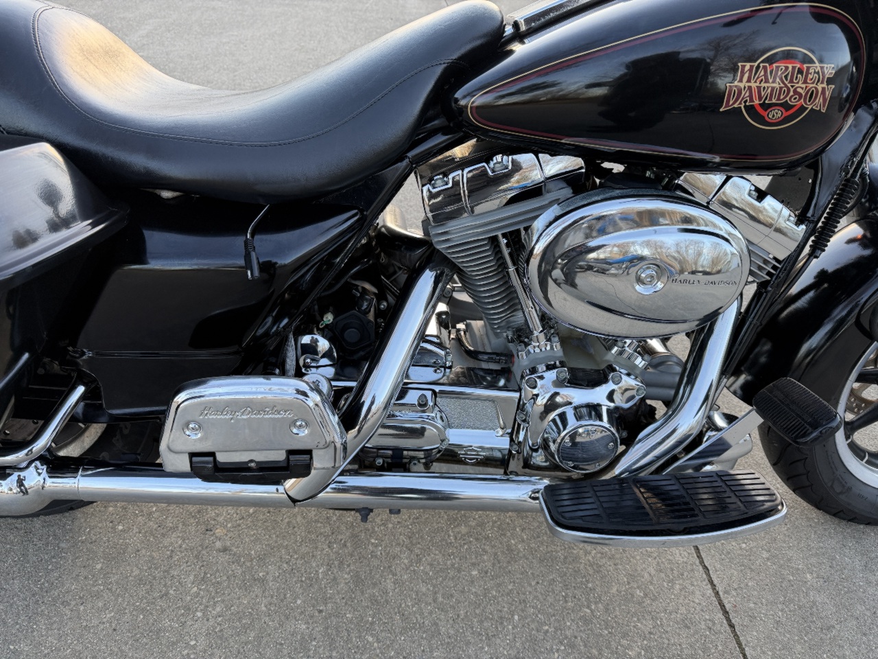 2001 Harley-Davidson FLHT Electra Glide Standard